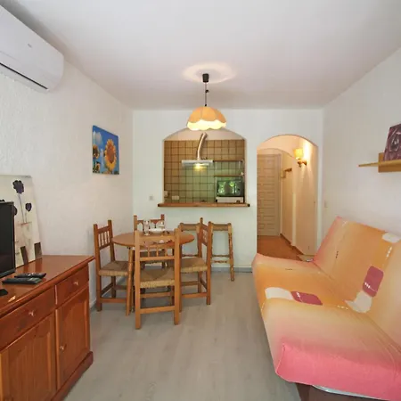 Basic Comfort Poblat Tipic 0167 Empuriabrava