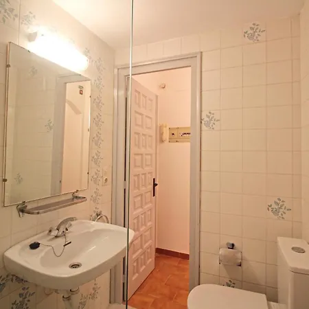 Basic Comfort Poblat Tipic 0167 Apartment