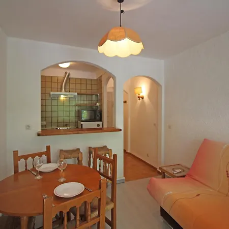 Basic Comfort Poblat Tipic 0167 Apartament *