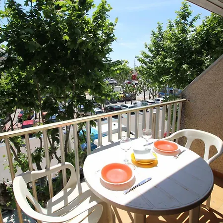 아파트 Basic Comfort Poblat Tipic 0167